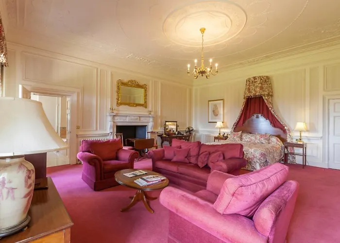 Prime Hotels Near Luton Airport