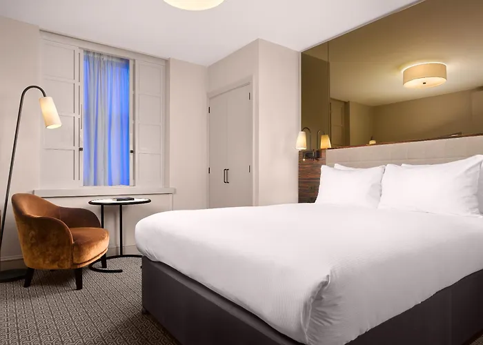 Top Value Hotels Near London Attractions