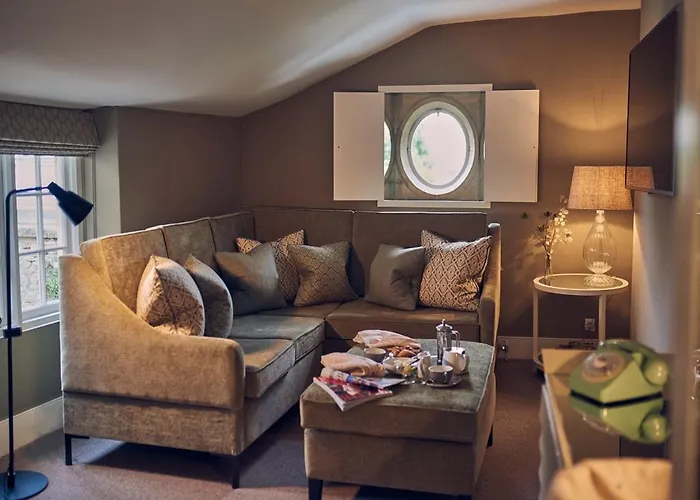 Premier Hotels Near Cirencester Park