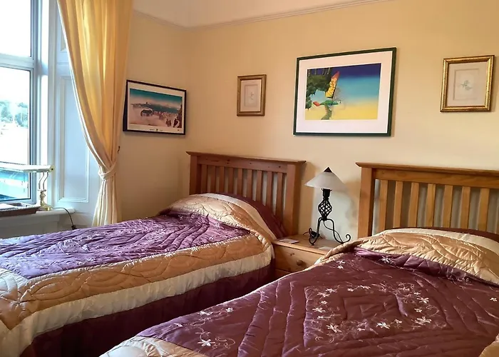 Top-Rated Tarbert Hotels for Every Traveler