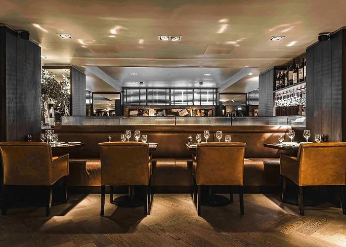 Top Hotels Deals in Glasgow, UK