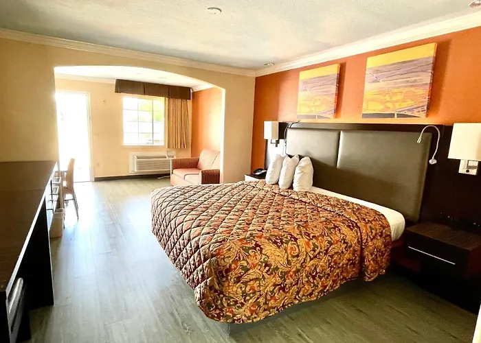 Best Hotels Near Cape Liberty Cruise Port