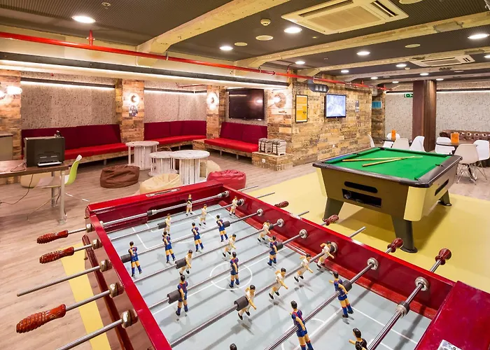 Top Barcelona Hotels in the City Center