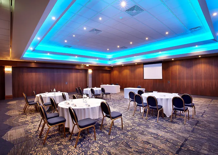 Top Hotels in London Wembley Area