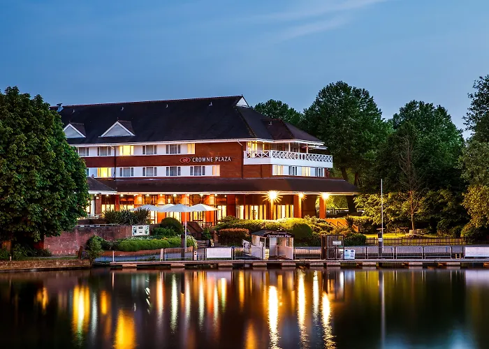 Best Pet Friendly Hotels in Reading