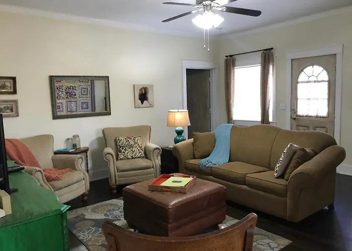 Best Hotels Near Grand Canyon West for Memorable Stays