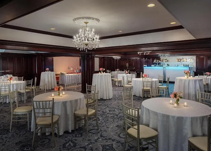 Best Hotels in Morristown for Comfort and Charm