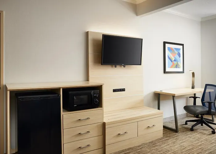 Best Hotels in Bonifay FL