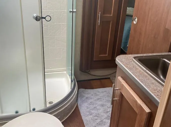 Top Hotels in Alpine, Wyoming's Scenic Wonderland