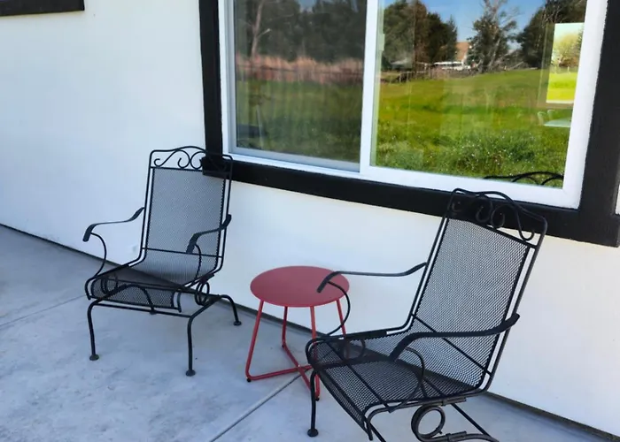 Top Hotels Near Lincoln City for Beach Vacations