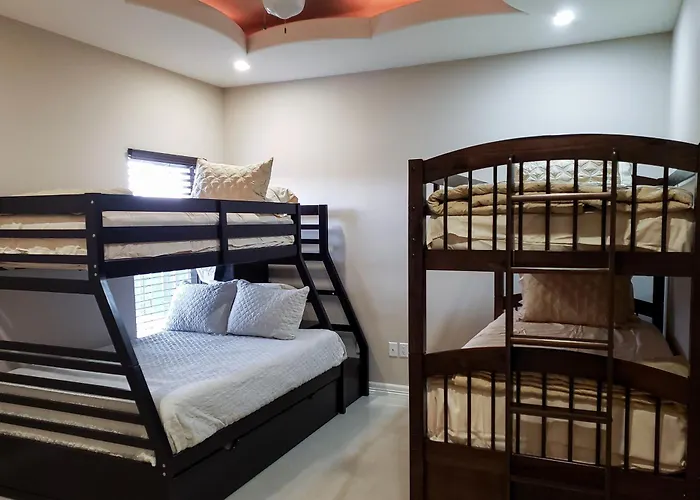 Top Los Fresnos Hotels for Memorable Stays