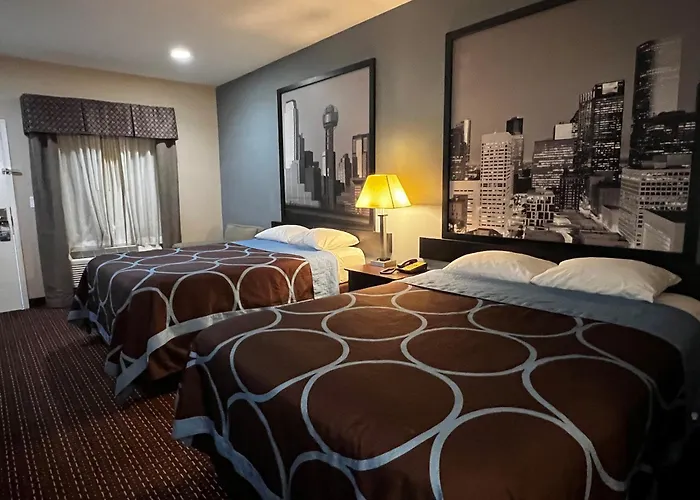 Best Hotels Near Indianapolis Convention Center
