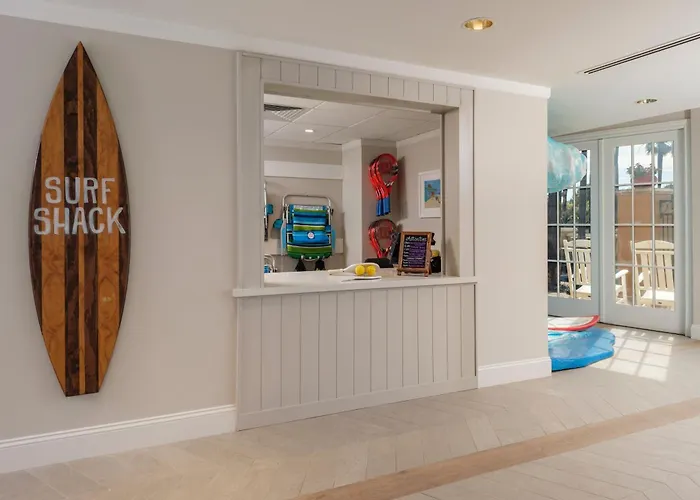 Top Hotels Near Newport Beach