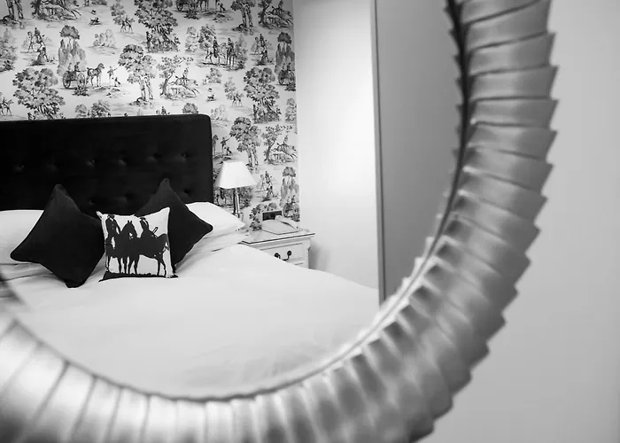 Best Hotels in Lulworth Cove