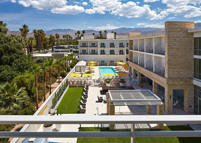 Top Hotels in Palm Desert