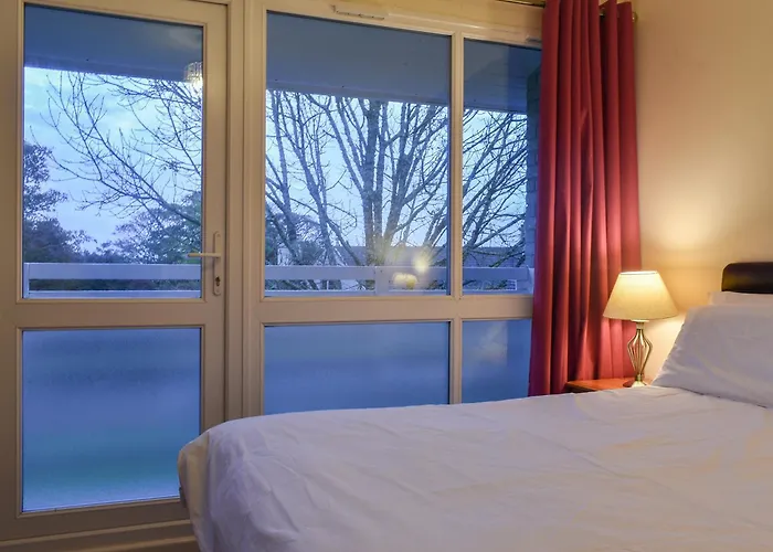 Top Crantock Beach Hotels for Coastal Bliss