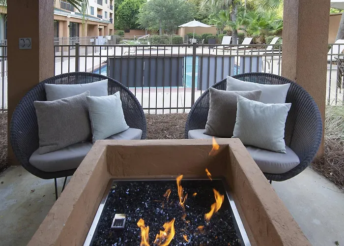 Top Hotels in Valdosta, GA