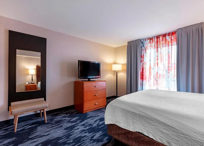 Top-Rated Hotels Near Columbus Airport