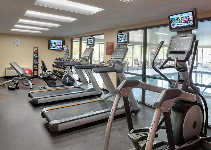 Top Hotels in Troy, MI