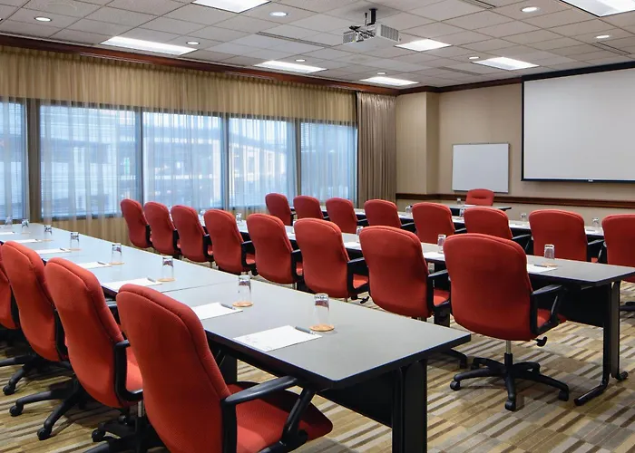 Top-Rated Accommodations in Vibrant Southfield