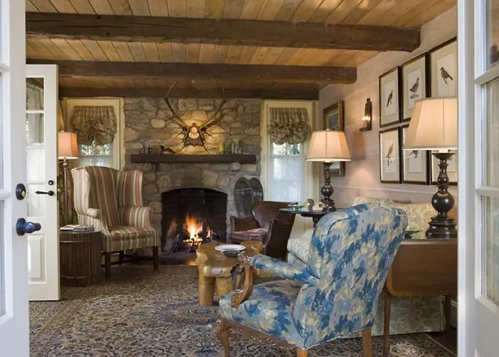 Best Hotels in Newport Washington