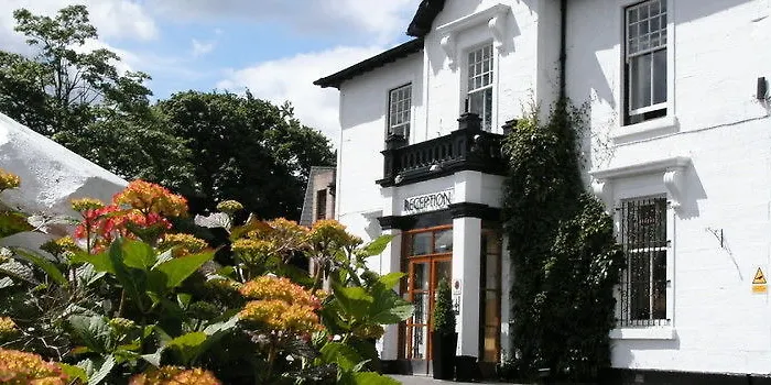 Finest Castle Hotels in Stirling for Regal Stays