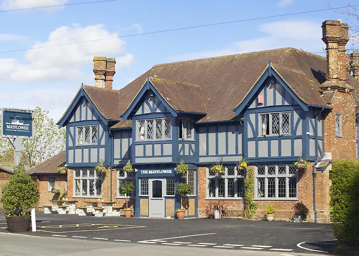 Finest 5-Star Hotels in Lymington