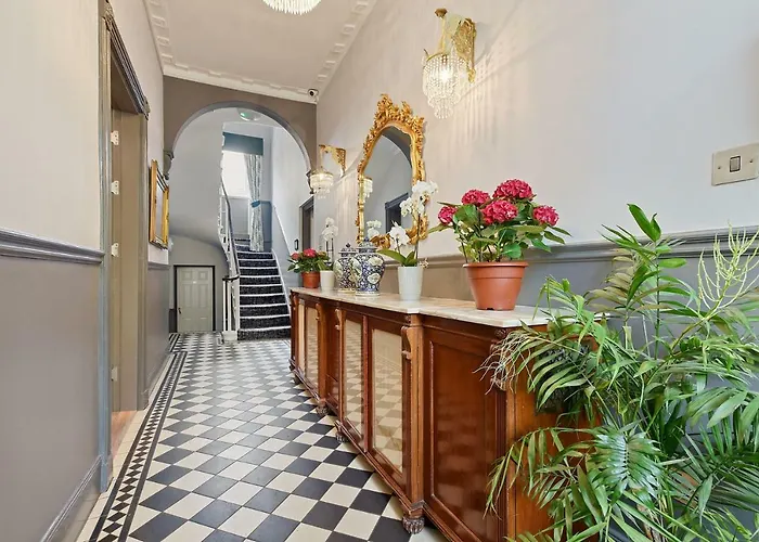 Top Accommodations Near St Pancras Station London