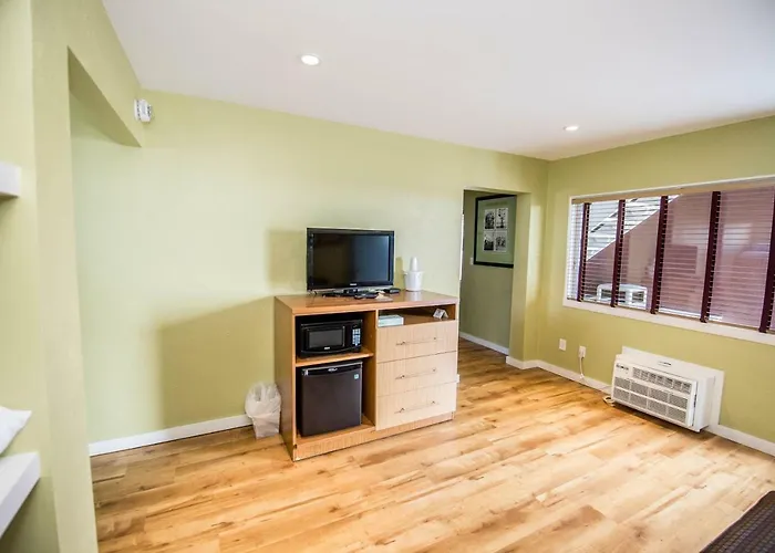 Top Hotels in Wildwood NJ for Seaside Bliss