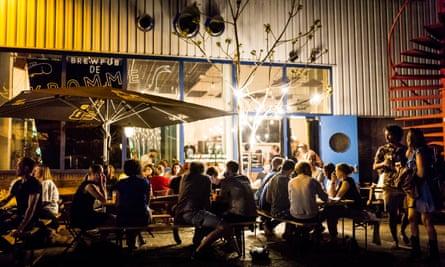 Kromme Haring brewpub.