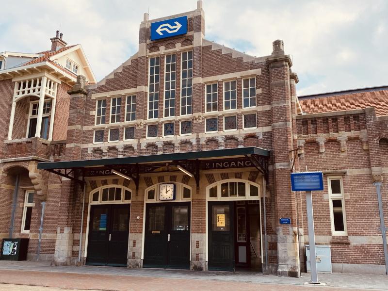 Zandvoort station