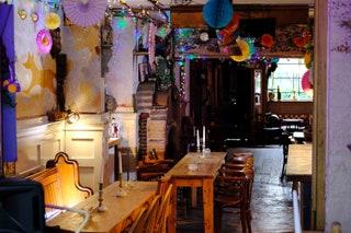 THE OXYMORON Kennington